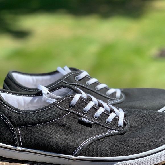 VANS Classic Low Top Sneaker Shoes Black Size 9 - Picture 2 of 6